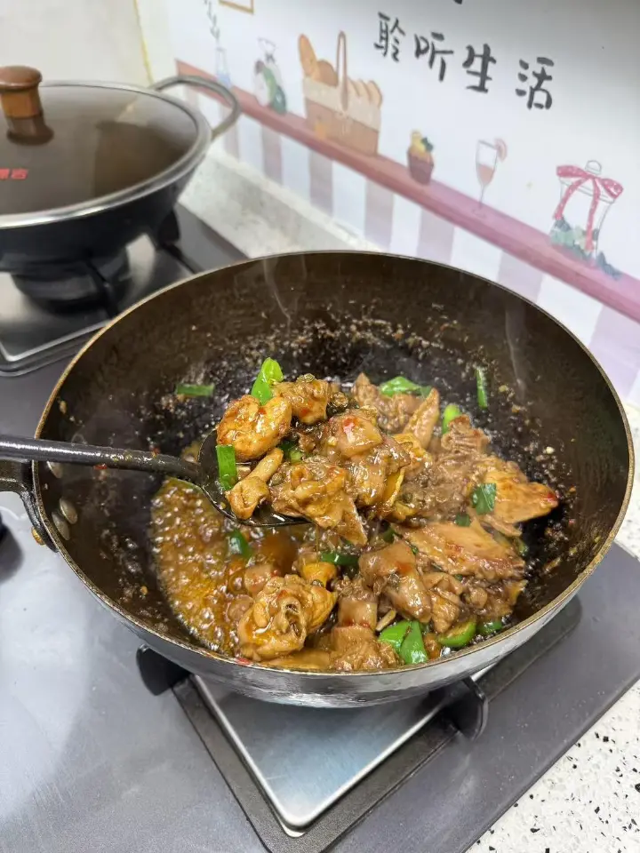 青花椒炒鸡 第 6 步