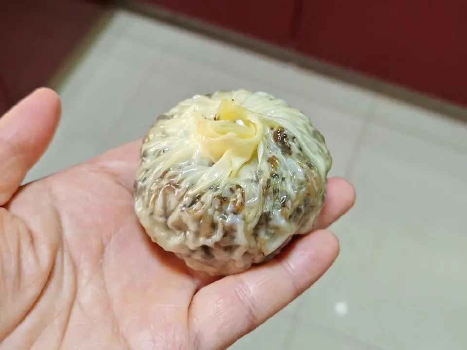 梅干菜肉沫纸皮烧麦成品图