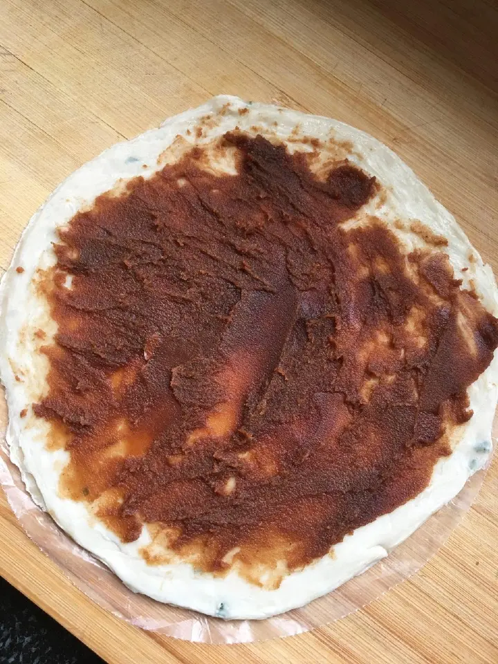 手抓饼豆沙卷 第 5 步