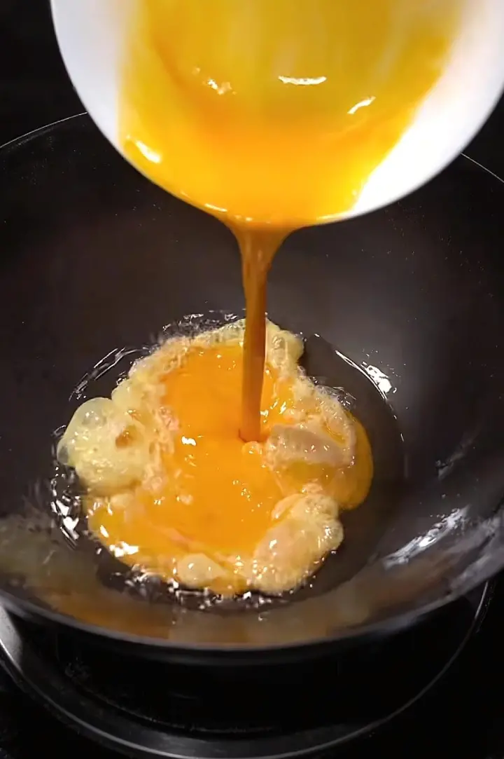 西红柿焖豆腐 第 5 步