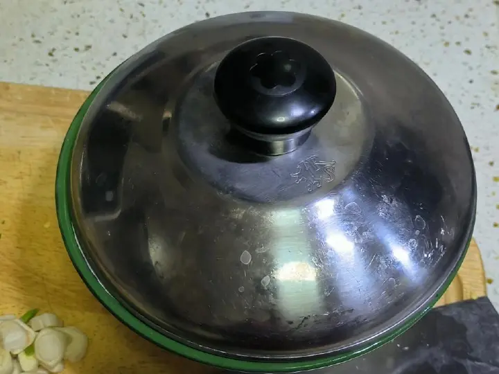 云南冲菜炒火腿 第 2 步
