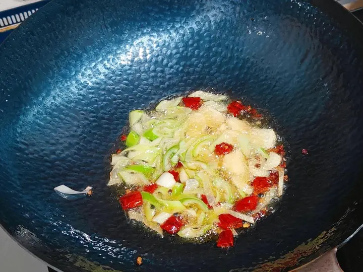 爆炒绿豆芽 第 2 步