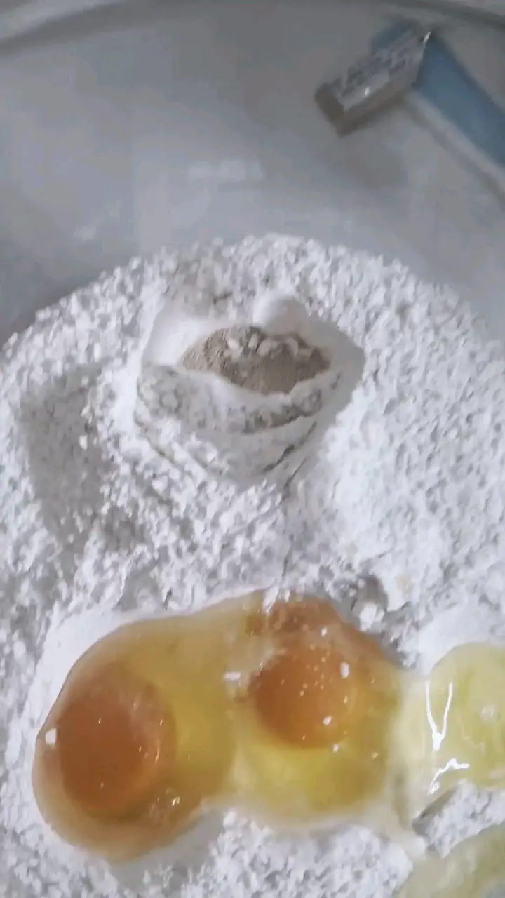 毛毛虫面包 第 1 步