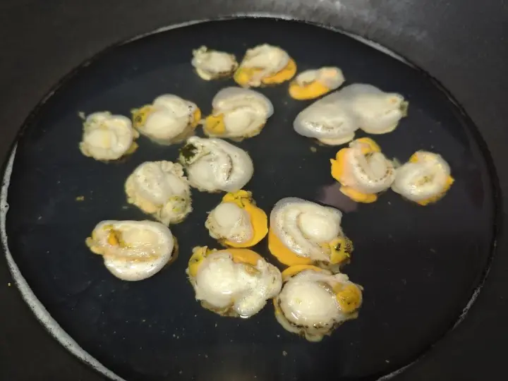 蒜蓉粉丝扇贝 第 9 步