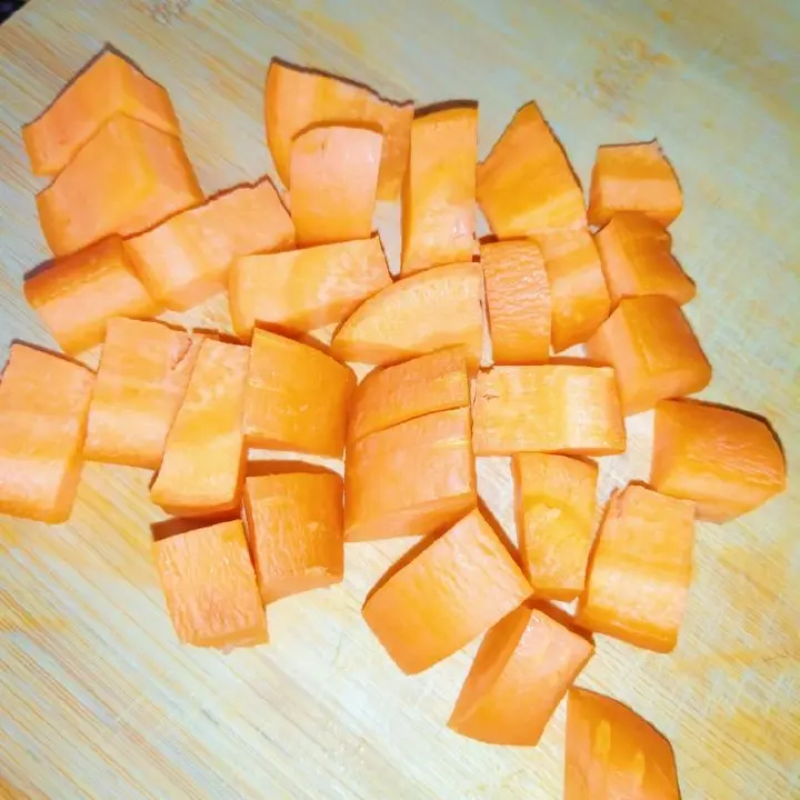 番茄什锦焖饭 第 2 步