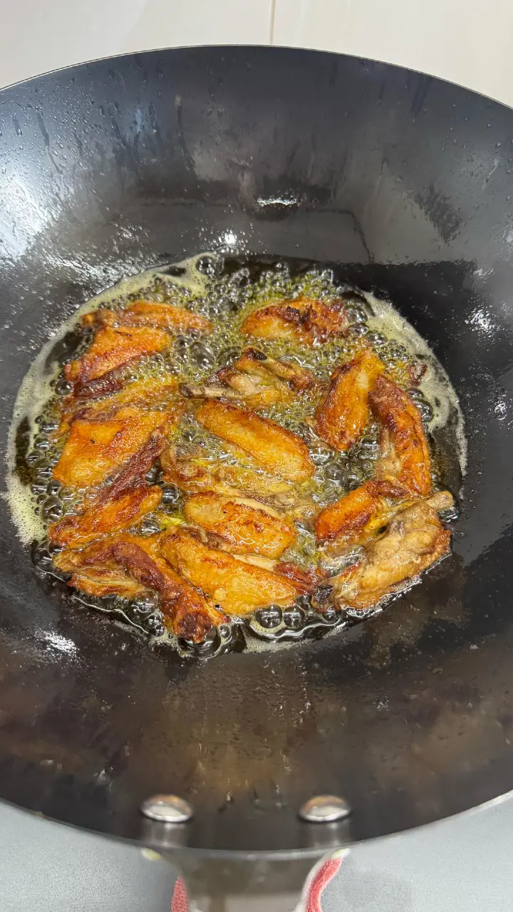 干锅土豆鸡翅虾 第 8 步