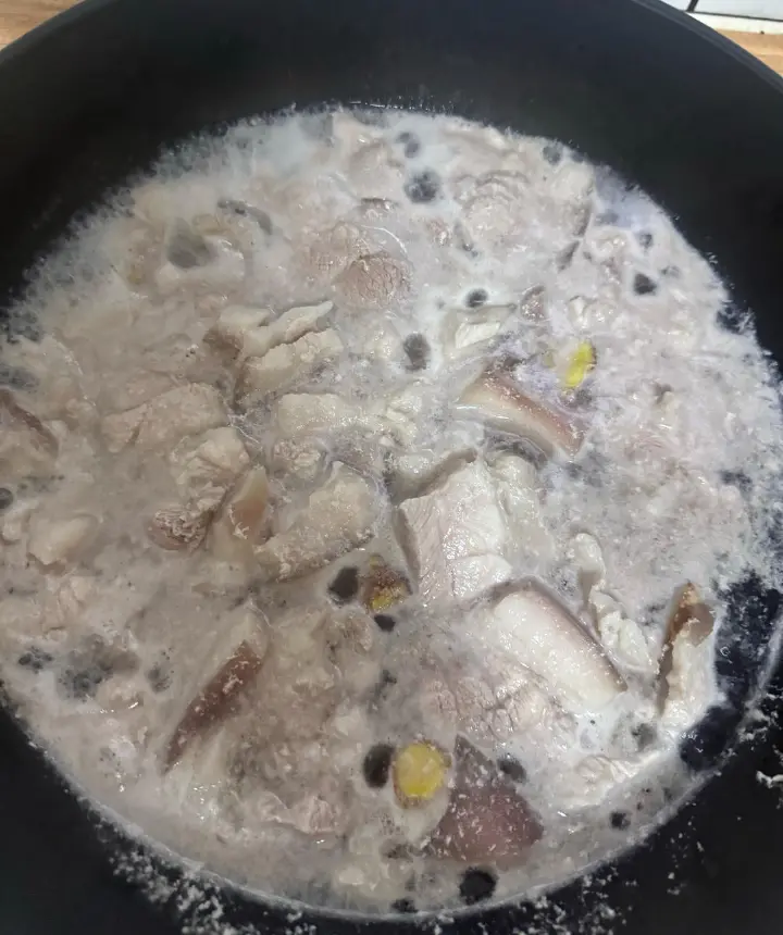 土豆豆角红烧肉 第 2 步