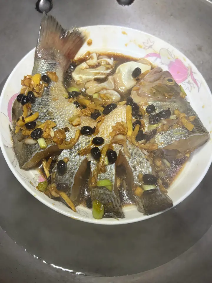 豆豉清蒸鲈鱼 第 6 步