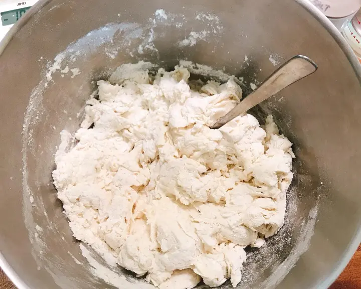 半手工戗面馒头 第 4 步