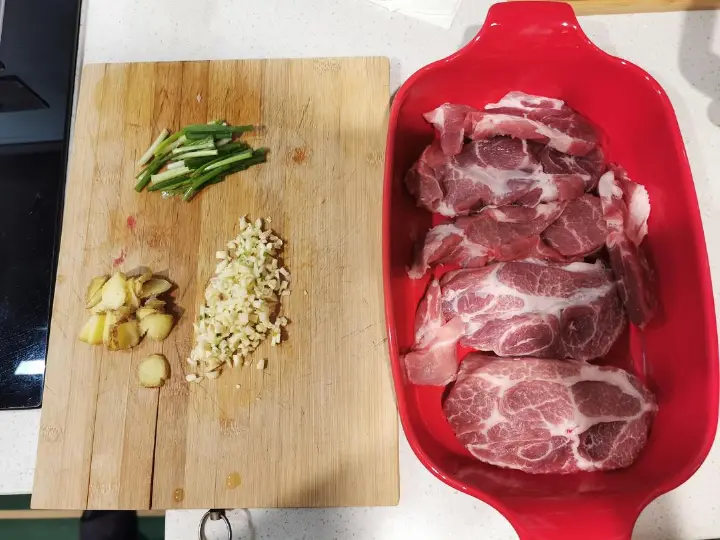 烤箱版叉烧肉套餐 第 1 步