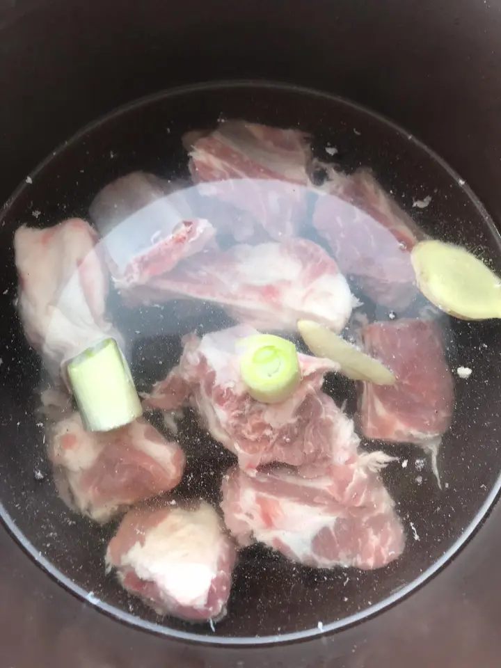 糖醋排骨 第 1 步