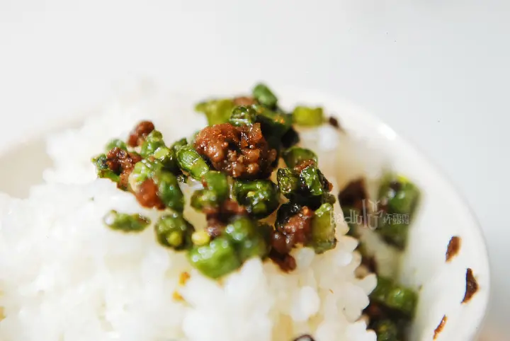 肉臊炒豇豆 第 8 步