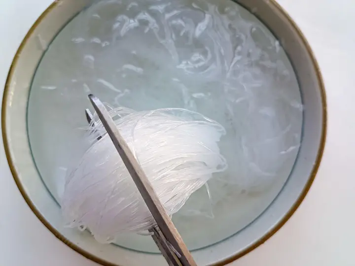 虾仁炒粉丝 第 2 步