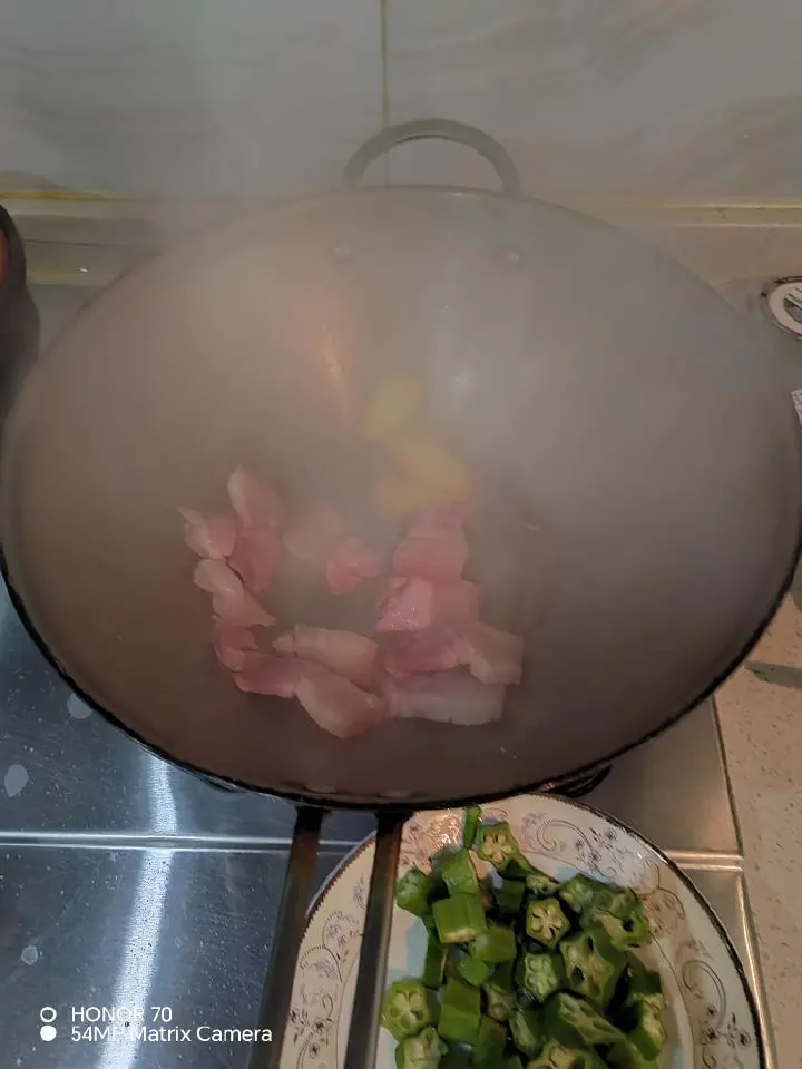 咸肉炖老豆腐 第 5 步