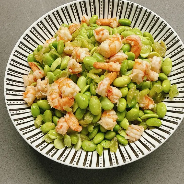 毛豆炒虾仁 第 11 步