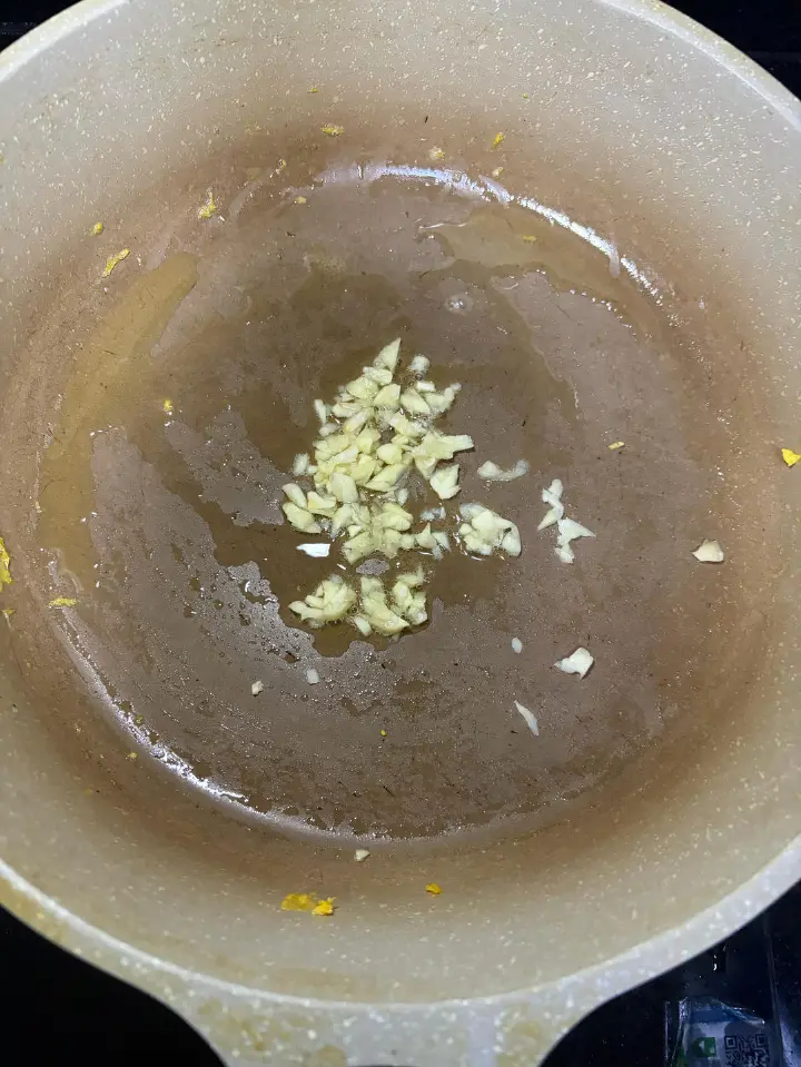 荷兰豆胡萝卜炒鸡蛋 第 6 步
