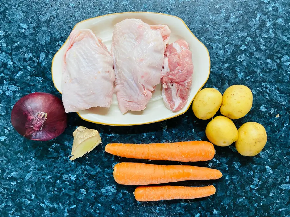 一锅煎鸡腿肉成品图