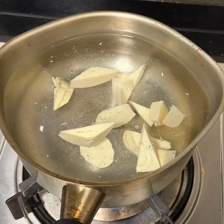 泡椒笋子炖牛腩 第 1 步