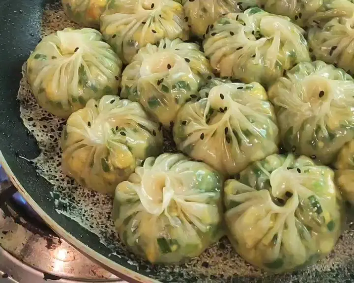 饺子皮版素馅生煎包 第 8 步