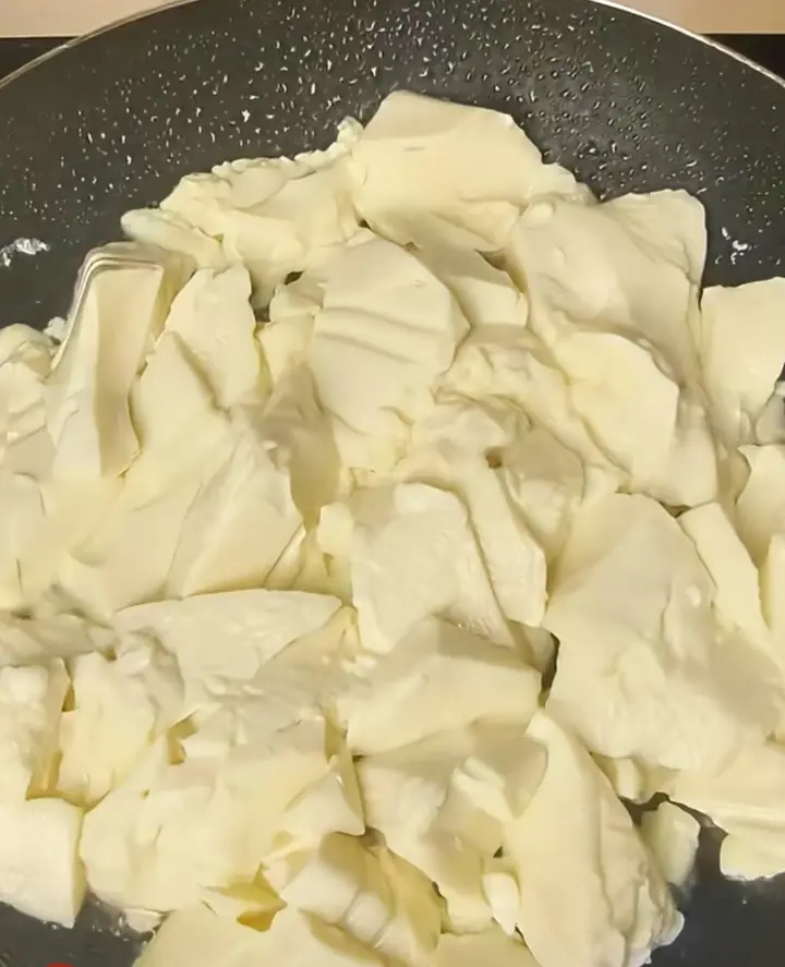 内酯豆腐抱蛋 第 2 步