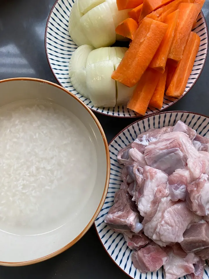 电饭煲羊肉焖饭 第 1 步