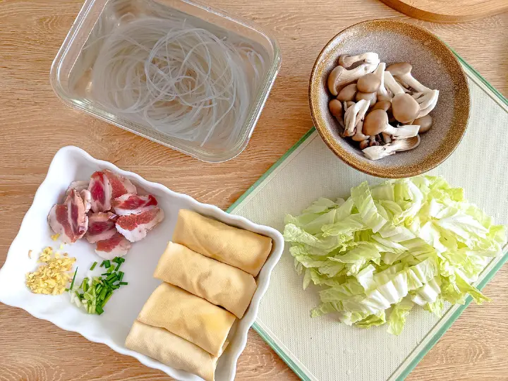 砂锅白菜粉丝百叶包 第 1 步