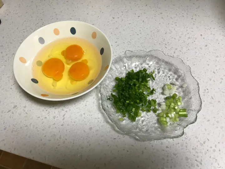 番茄炒鸡蛋 第 2 步