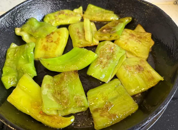 虎皮尖椒 第 2 步