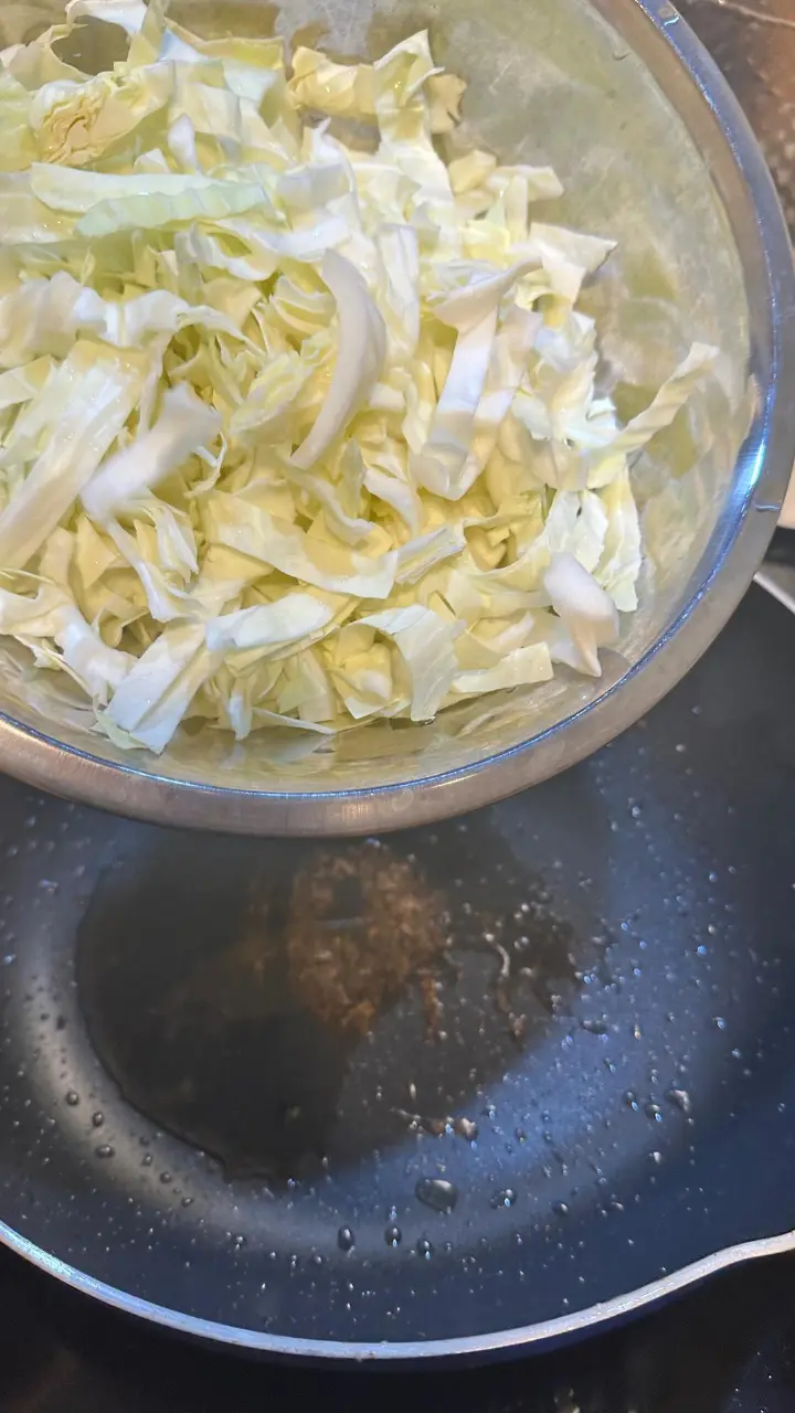 家常豆腐炒肉丝 第 7 步