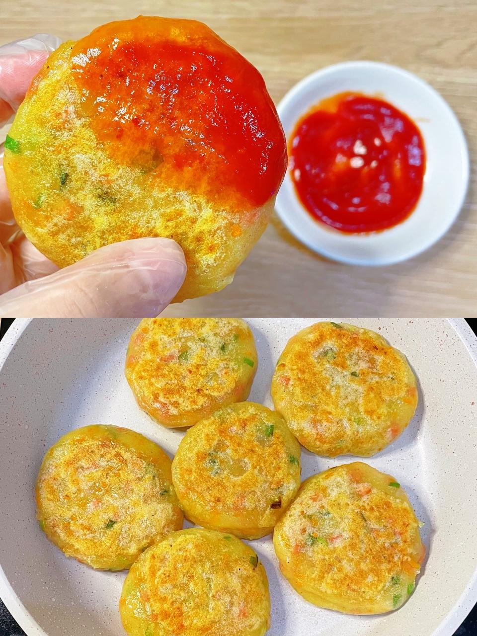土豆胡萝卜早餐饼成品图