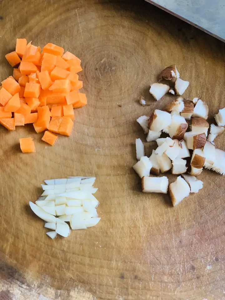 鸡肉咖喱土豆 第 2 步