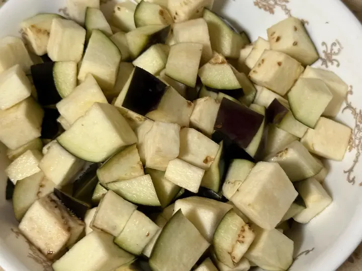 肉末西红柿茄丁面 第 1 步