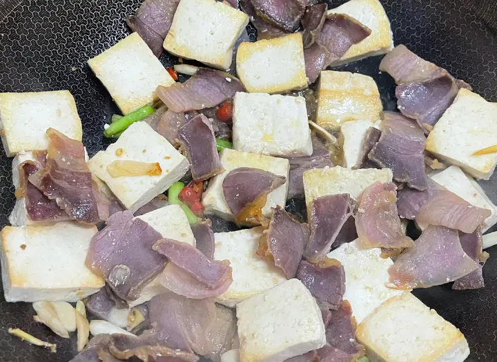 咸肉炖老豆腐 第 8 步