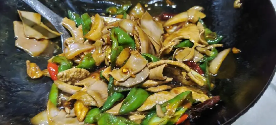 肝腰合炒成品图