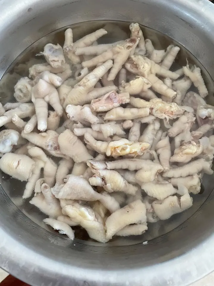 红烧鸡爪 第 2 步