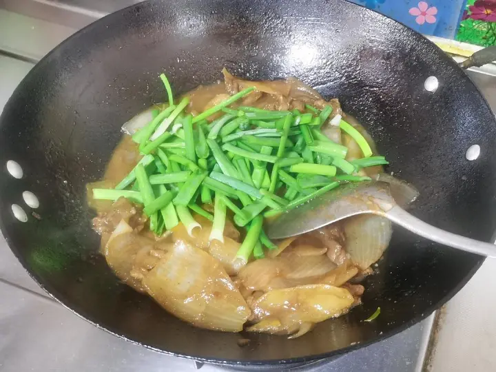孜然洋葱炒羊肉 第 10 步