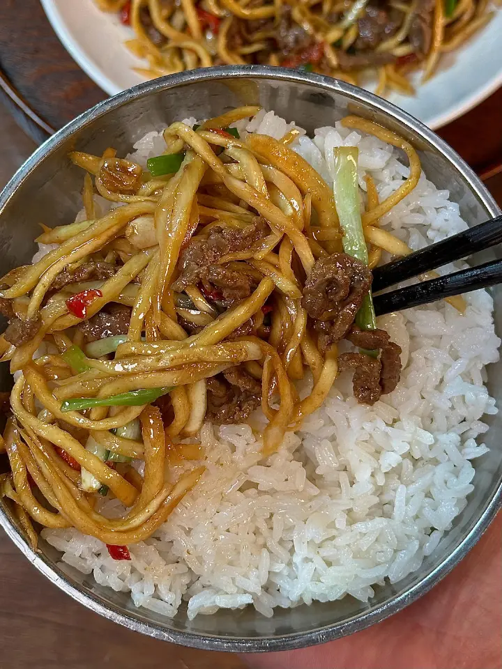 茭白炒牛肉 第 2 步