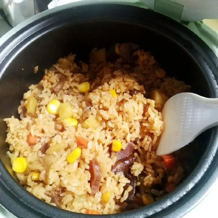 腊肠土豆香菇焖饭 第 7 步