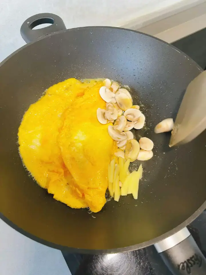 裙带菜豆腐蛋花汤 第 8 步