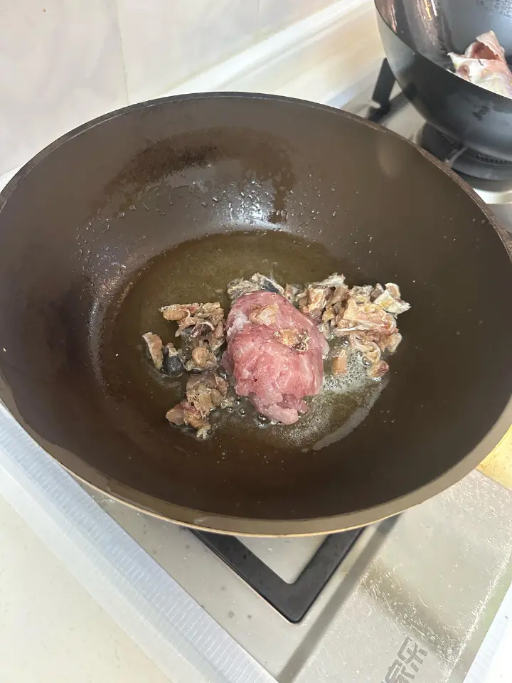咸鱼茄子煲 第 6 步