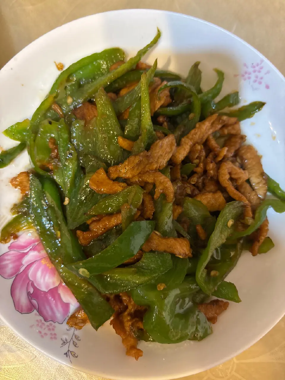 辣椒炒肉成品图