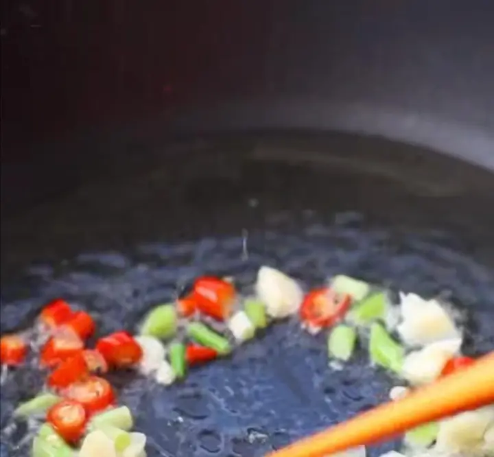 包菜炒粉丝 第 5 步