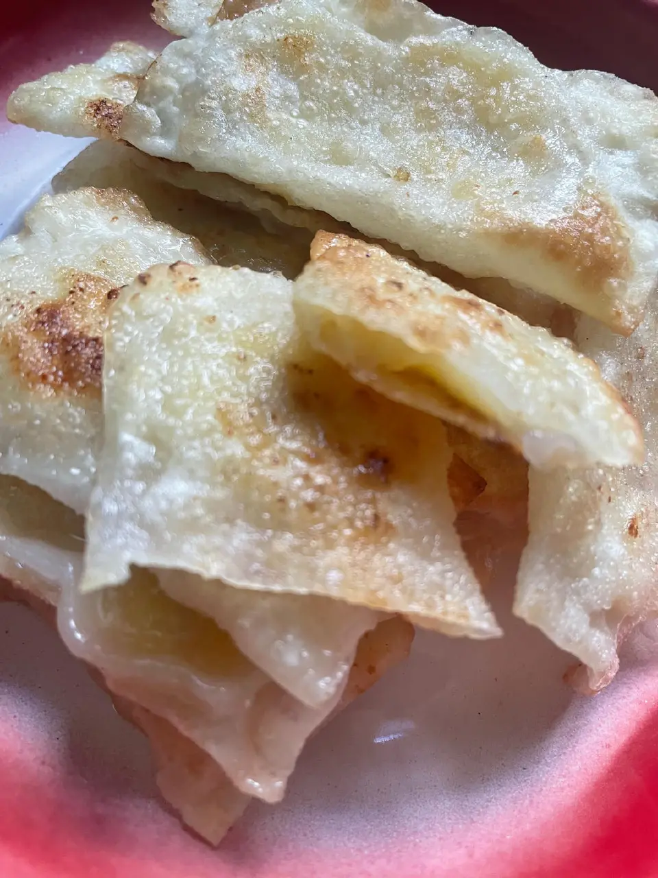 香蕉馄饨皮飞饼成品图