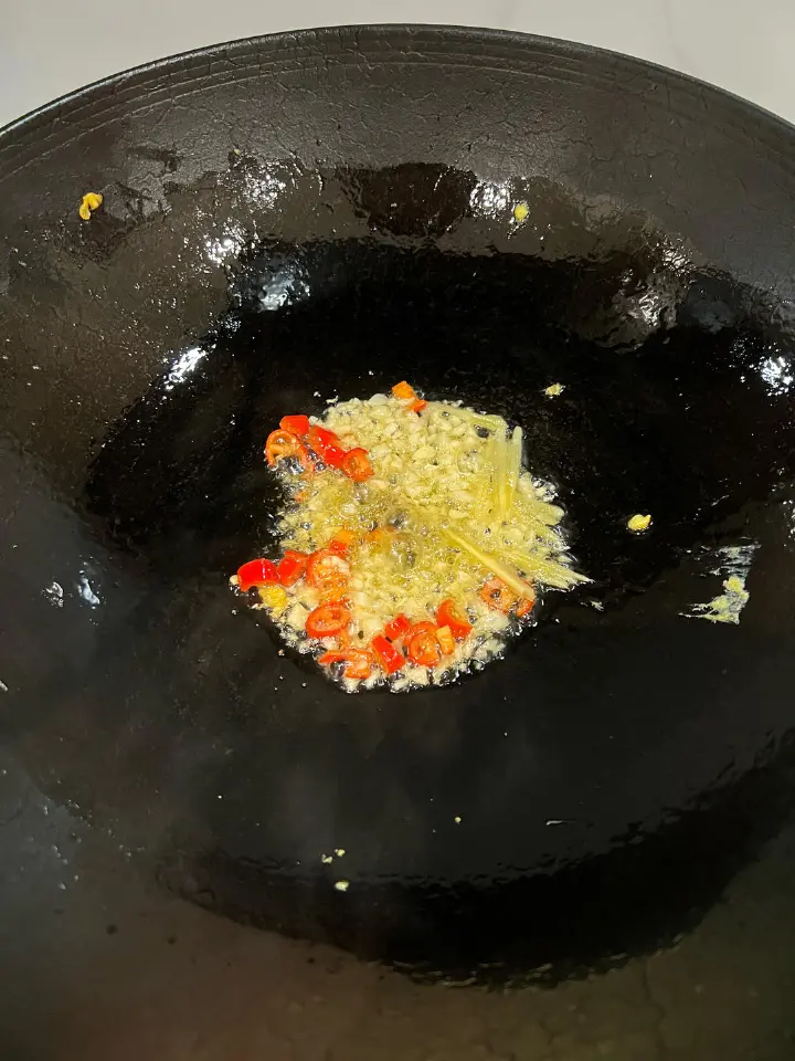 虾仁炒鸡蛋 第 3 步