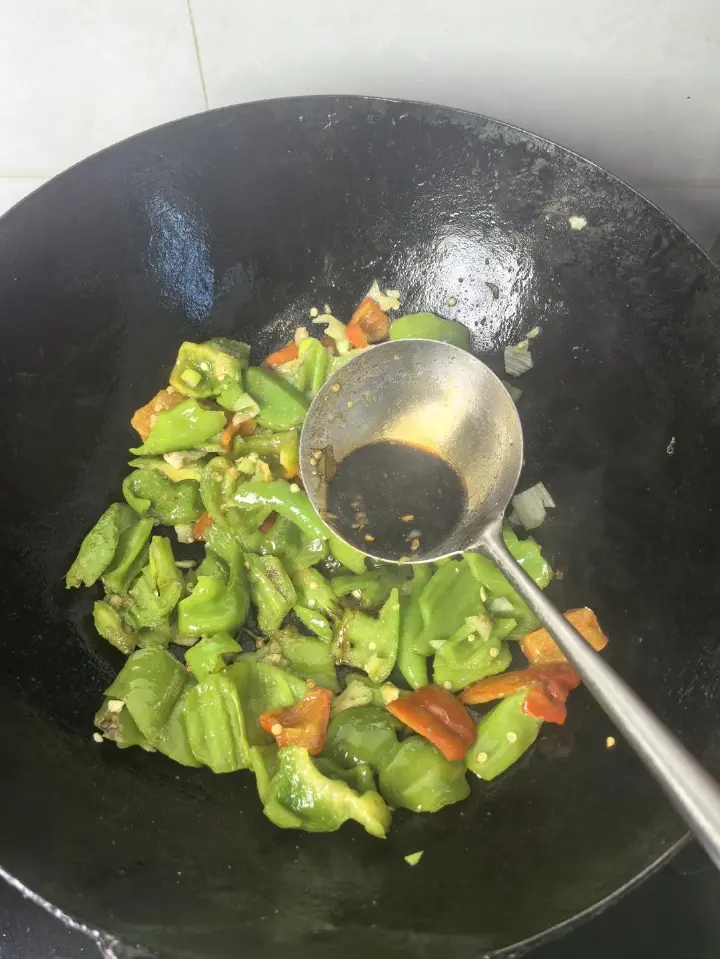 辣椒炒鸡蛋 第 11 步