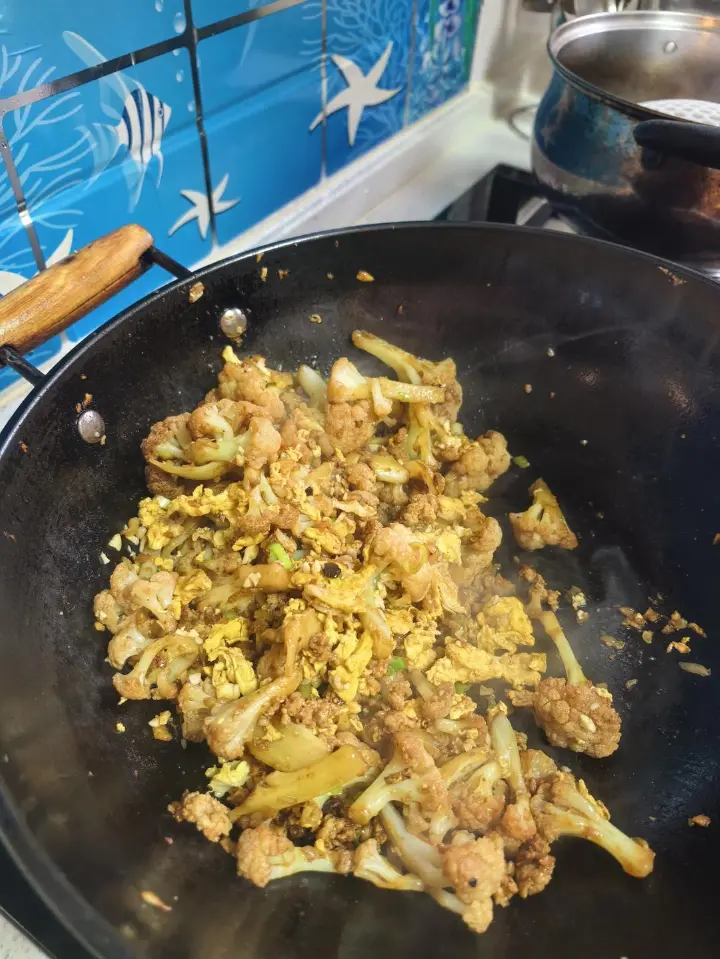 菜花炒肉 第 10 步
