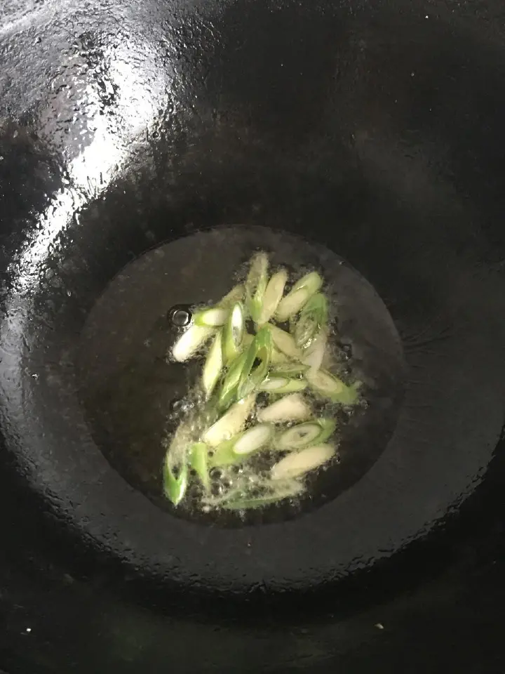 西红柿鸡蛋汤面 第 9 步