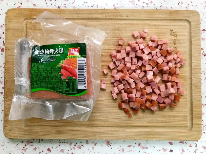 火腿虾皮豆腐羹 第 1 步
