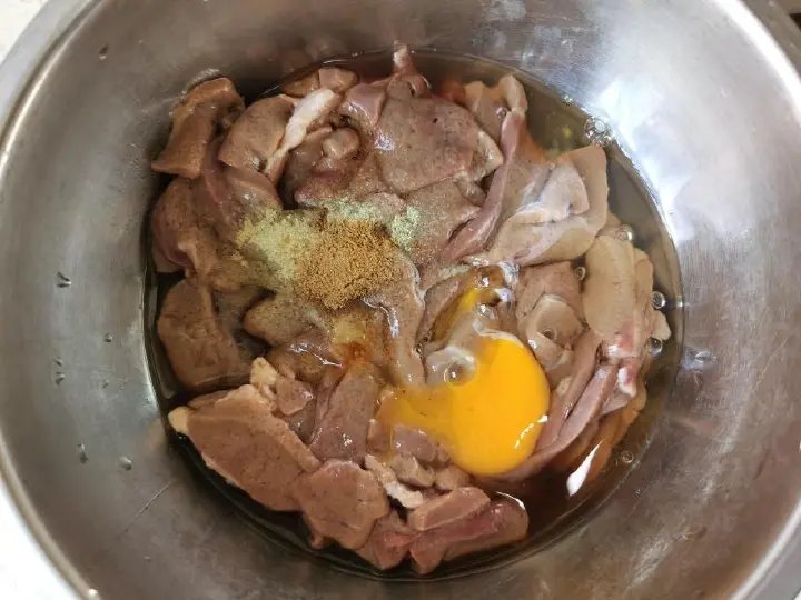 爆炒猪肝 第 3 步