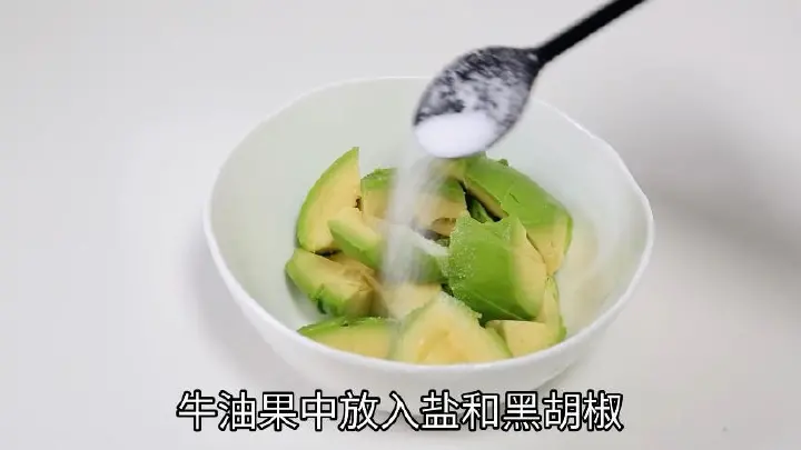 北极虾牛油果法棍 第 6 步